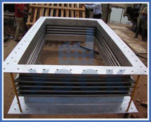 прямоугольные линзовые компенсаторы в Иркутске