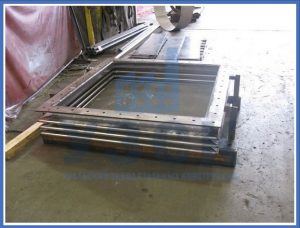 прямоугольные линзовые компенсаторы в Иркутске